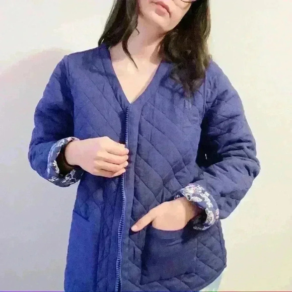 Reversible navy quilted floral jacket - Picture 7 of 7